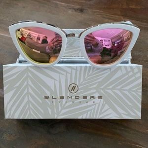 Blenders Kim Dandy Sunnies